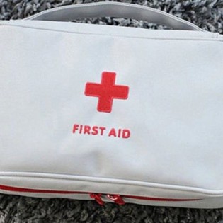 Аптечка First Aid – серая 2