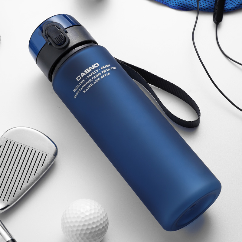 Спортивная бутылка для воды с поилкой/защитой на шнурке "Casno" 560 мл - синяя!!2213216430760-0-cib